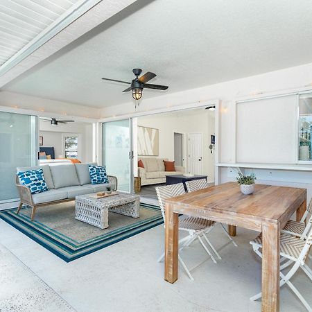 Beautiful Spacious Home! Close To Beaches - Heated Private Pool 엥글우드 외부 사진