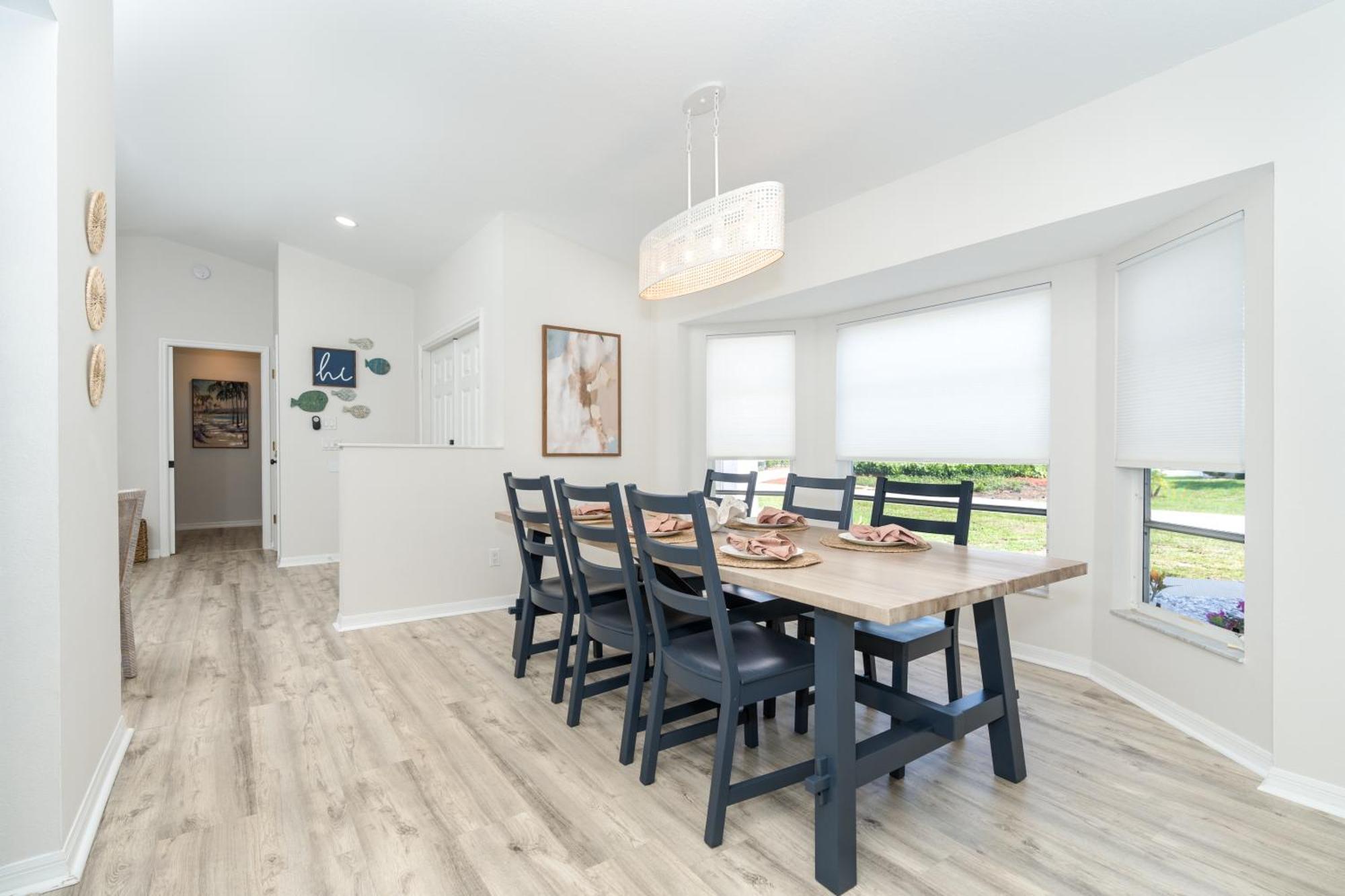 Beautiful Spacious Home! Close To Beaches - Heated Private Pool 엥글우드 외부 사진