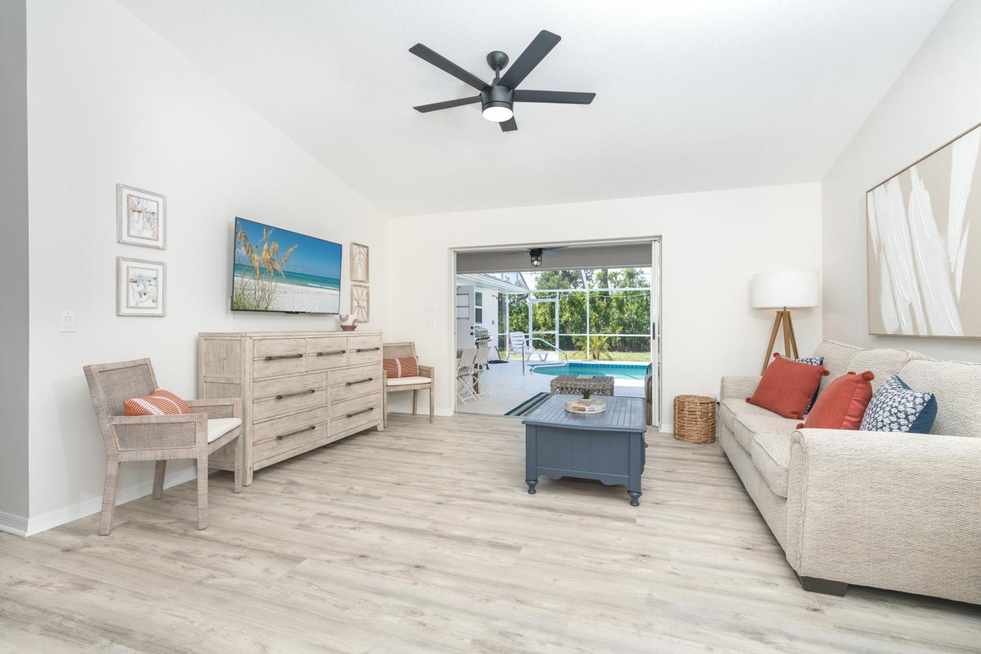 Beautiful Spacious Home! Close To Beaches - Heated Private Pool 엥글우드 외부 사진